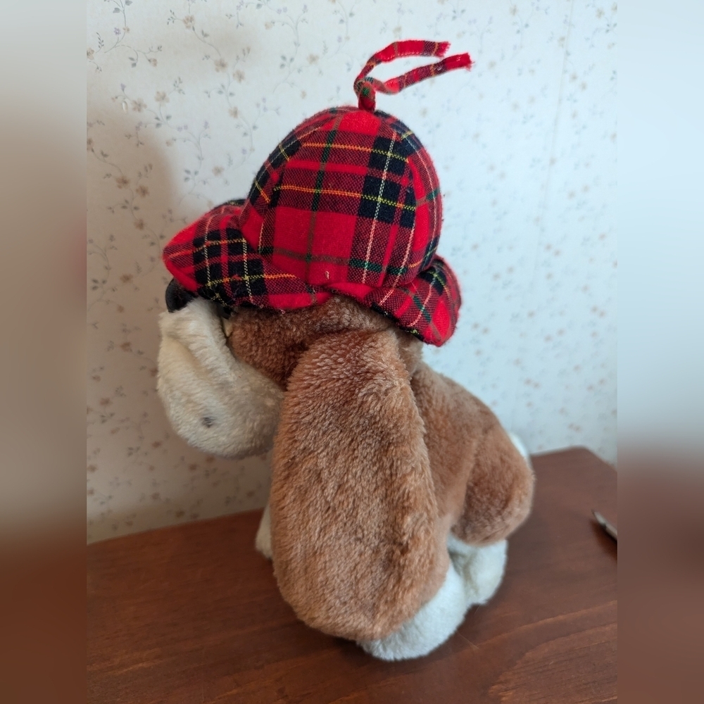 1978 Dakin Bassett Hound Dog Sherlock Plaid Cap Detective "Shylock" - Picture 3 of 12
